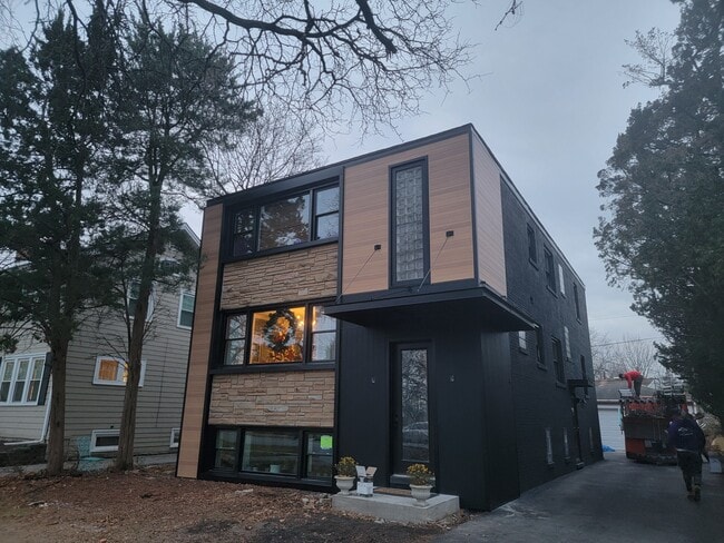 Photo - 740 N La Grange Rd Unit 2