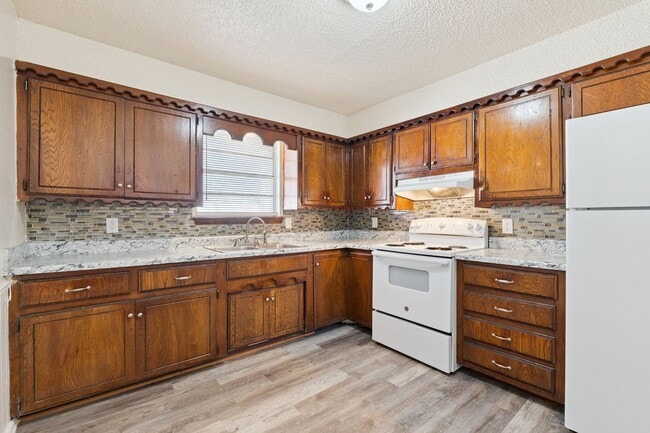 Photo - 2 bed, 1 bath apartment in Noble,OK Unit 2