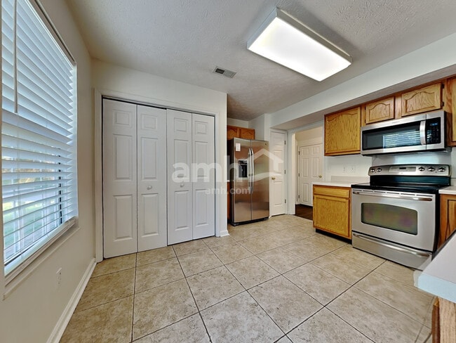 Photo - 7146 Mountain Mist Ln