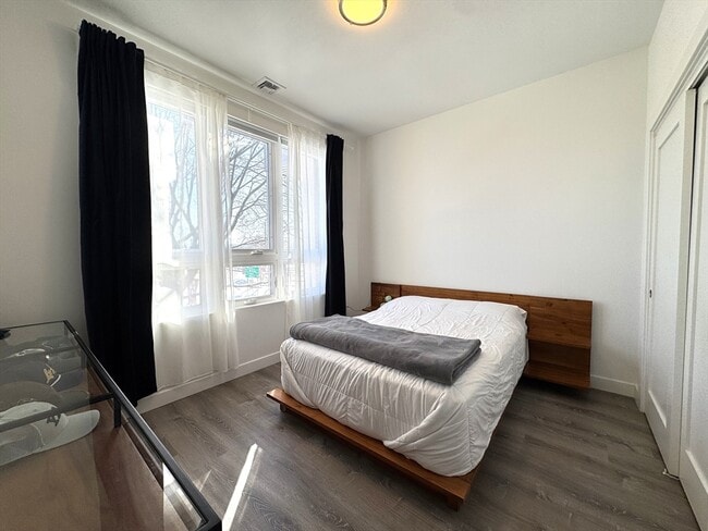 Photo - 302 Broadway Unit 301