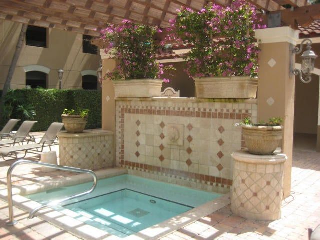 Photo - 616 Clearwater Park Rd