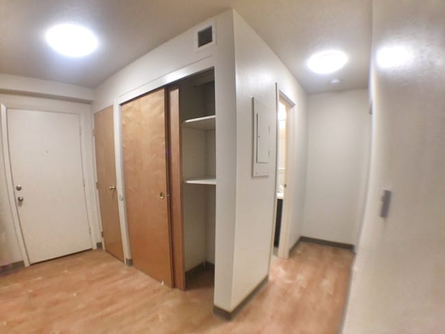 Photo - SM Multnomah Manor