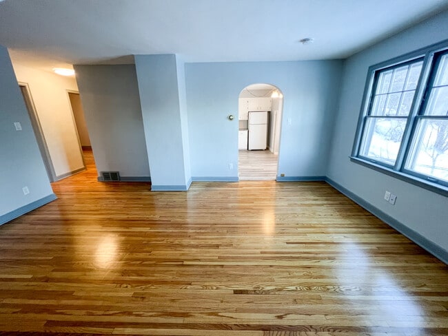 Photo - 1722 Broadway St N Unidad 4