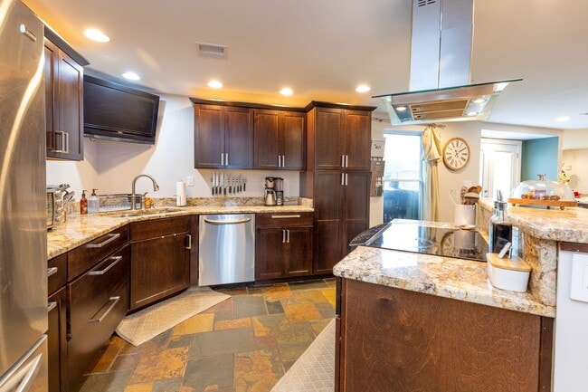 Photo - Spacious 4 Bedroom 3 Bath Home