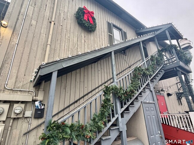 Photo - 41 Saugatuck Ave Unit A