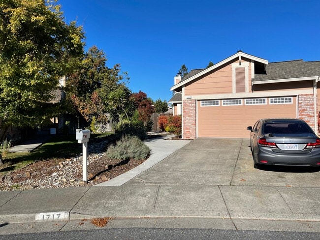 Photo - 1717 Algol Ct