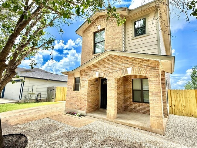 Photo - House in SE Austin Near Airport and Tesla!