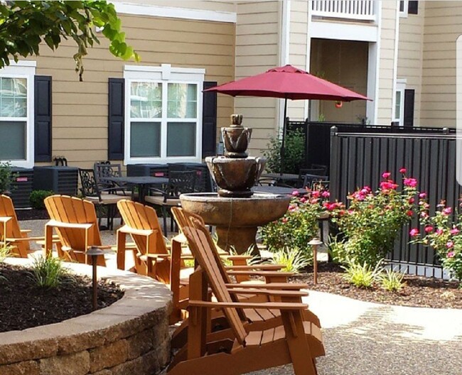 Serene community courtyard - Aventura at Forest Park and Tower Grove TH Apartments