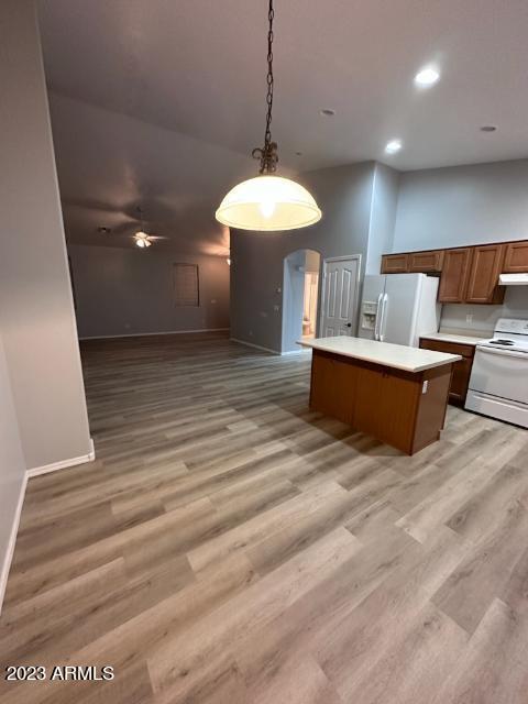 9053 W Bluefield Ave