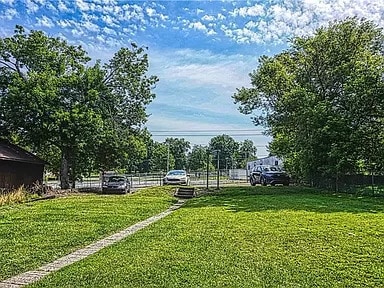 Photo - 509 Elm St Unidad 2