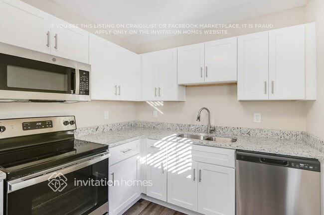 Photo - 2826 17th Ave N