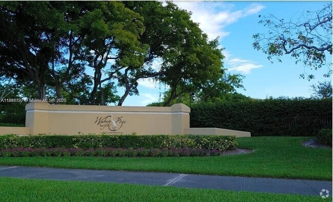 Building Photo - 661 Cypress Lake Blvd Unit J20 Rental