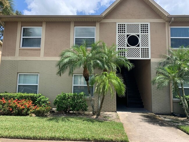 Building Photo - 9809 Turf Way Unit 9809 TURF WAY APT 3