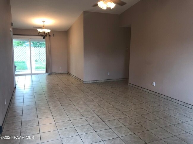 Photo - 3084 N Constance Dr