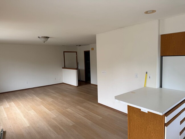 Photo - 705 N 6th St Unit C