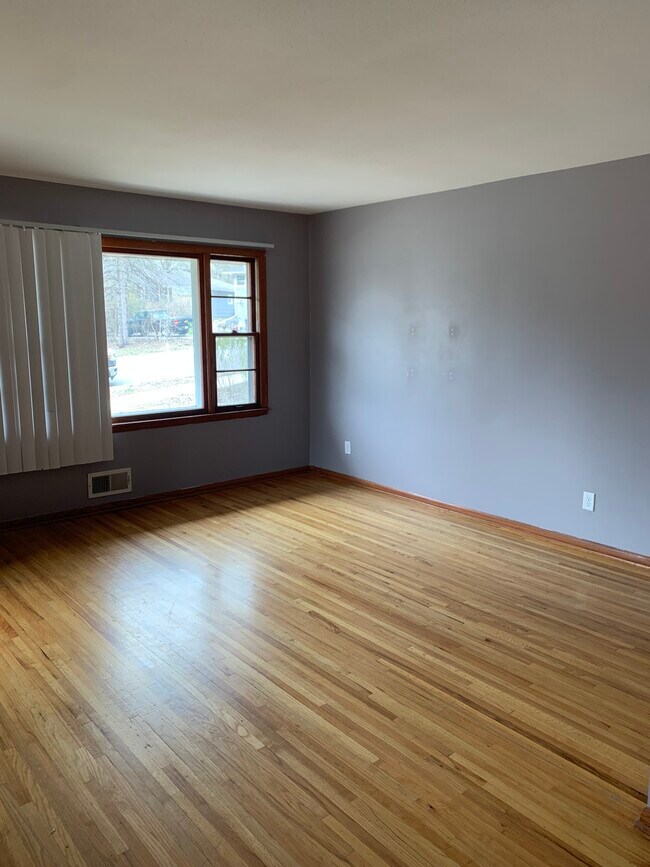 Photo - 2237 Hampshire Ave S Unit 2