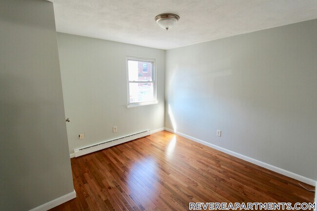 Photo - 627 Beach St Unit 2R