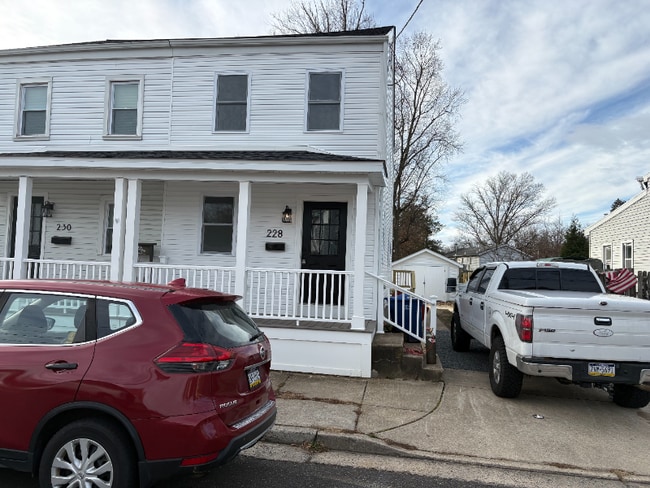 Building Photo - 228 Delaware Ave