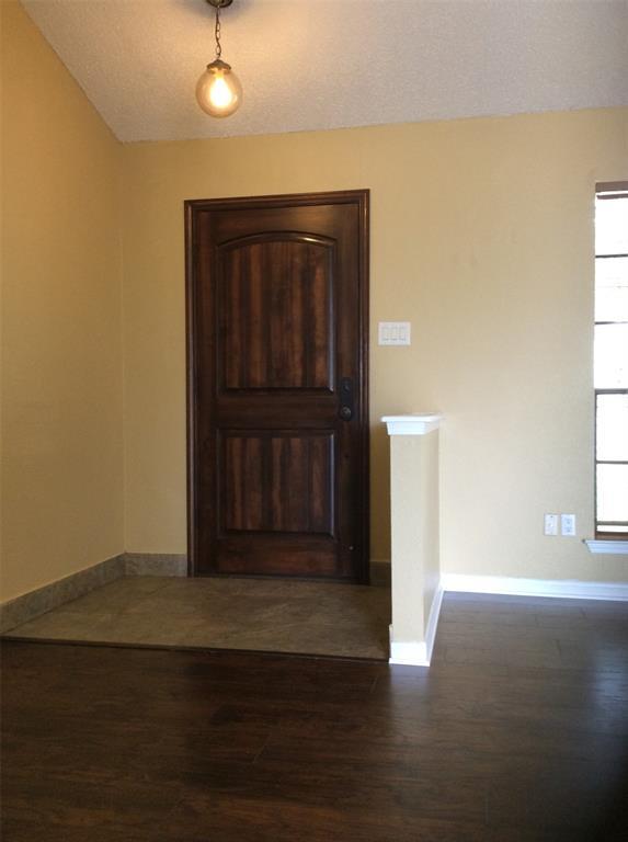 Photo - 2103 Bluebonnet Dr