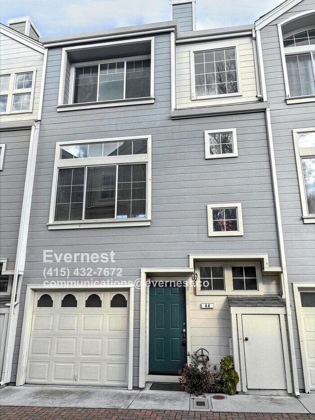 Lovely 2-Bedroom Townhome: Comfort and Con... - Lovely 2-Bedroom Townhome: Comfort and Con...