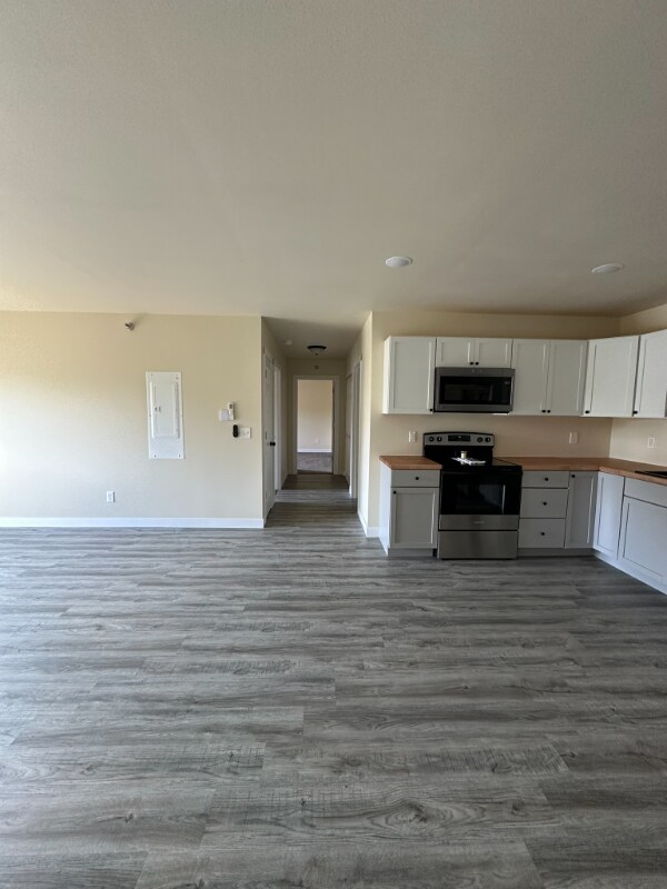 16899 S 12th St Unidad C8
