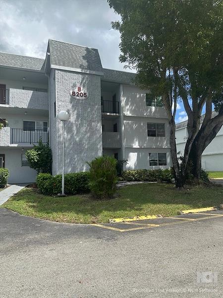 Photo - 8205 NW 61st St Unit B218