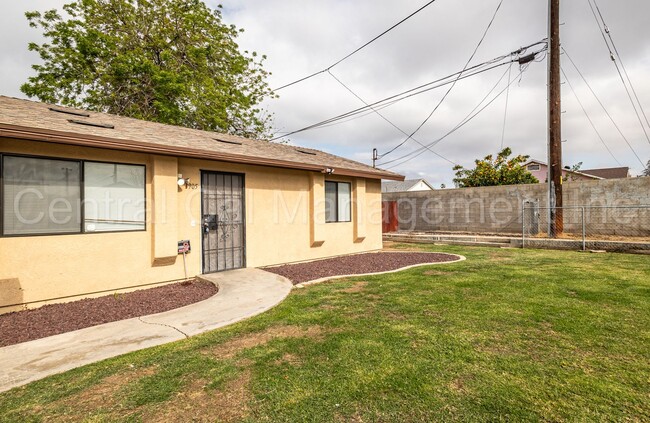 Photo - 2 Bedroom/1 Bath Home - $1450 Per Month