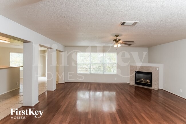 Photo - 7711 Braun Bend