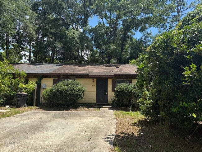 Building Photo - 2/2 in Tower Oaks Rental