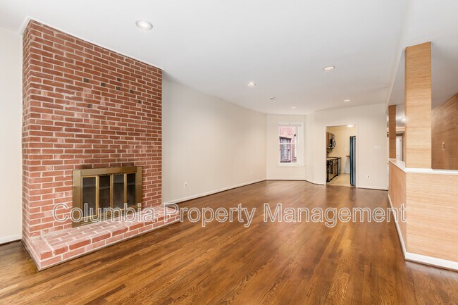 Photo - 127 11th St NE Unit C