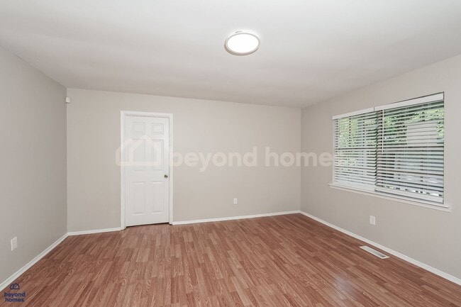 Photo - 4213 Kendall Ave