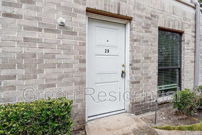 Photo - 2425 Augusta Dr