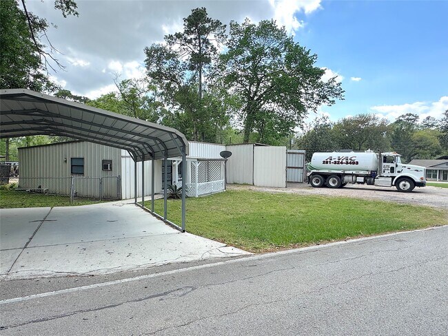 Photo - 218 Water Glen Dr