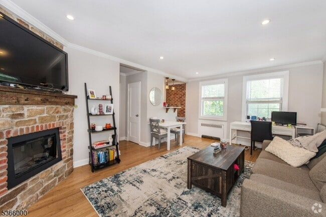 Building Photo - 378 Claremont Ave Unit 6 Rental