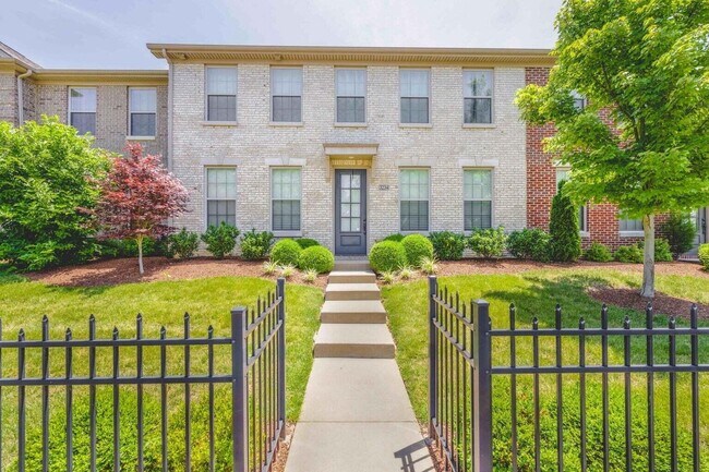 Photo - 3234 Beaumont Centre Cir Townhome