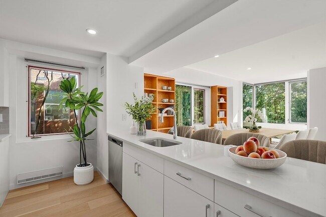 Photo - 975 Memorial Dr Unit 501