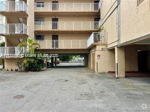 Building Photo - 1085 W 68th St Unit 307 Rental