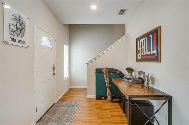 3200 Lubbock Ave