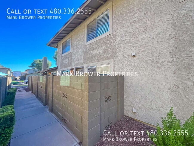 Building Photo - 8547 E Belleview St