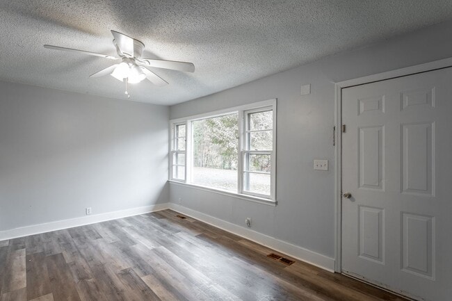 Photo - 11213 Dayton Pike Unidad A