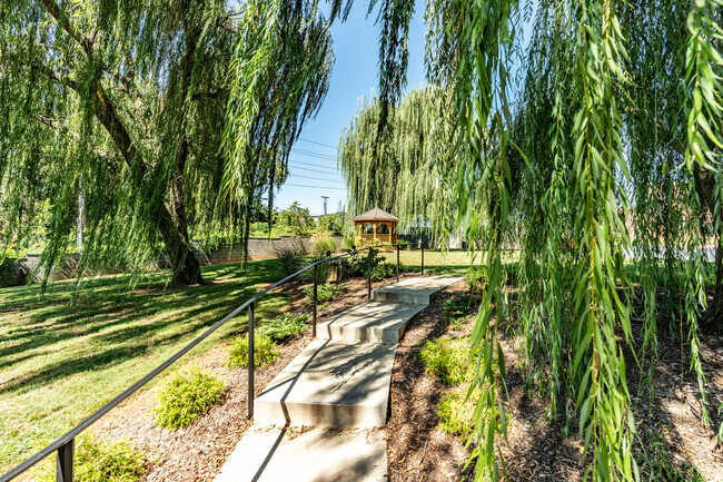 Walkway - Ashton Parc Apartments