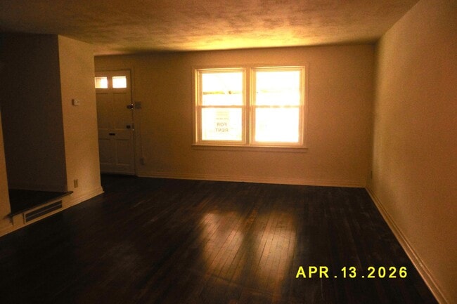 Photo - 2615 Waldo St