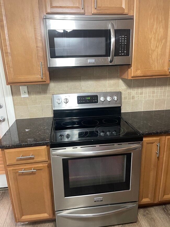 Photo - 1400 Harford Square Dr