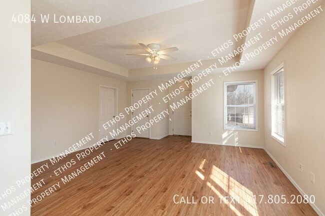 Photo - 4084 W Lombard-