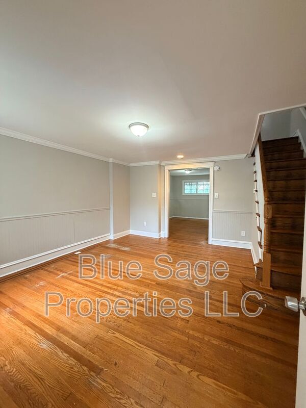 Photo - 7030 Greenwood Ave
