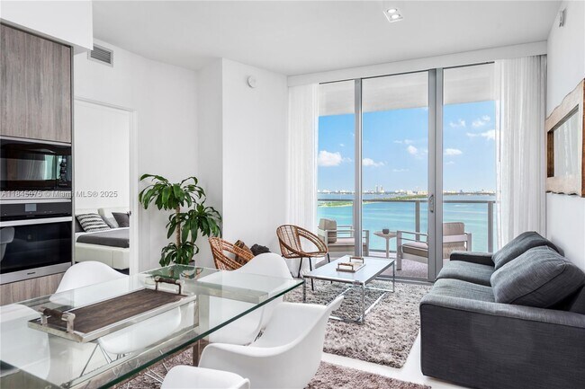 Photo - 2900 NE 7th Ave Unit 2003