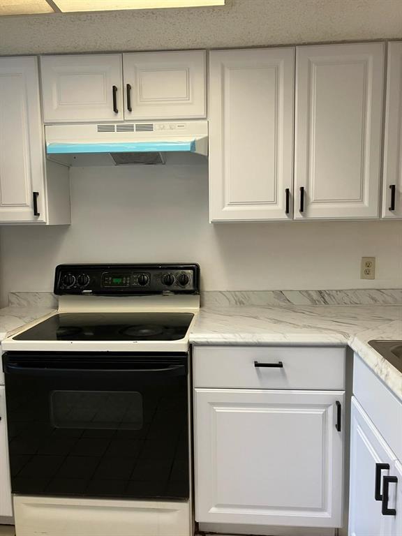 Photo - 5200 NW 31st Ave