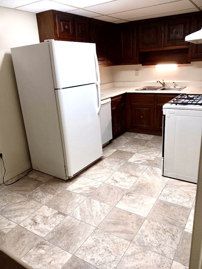 Photo - Country Gardens Apartments