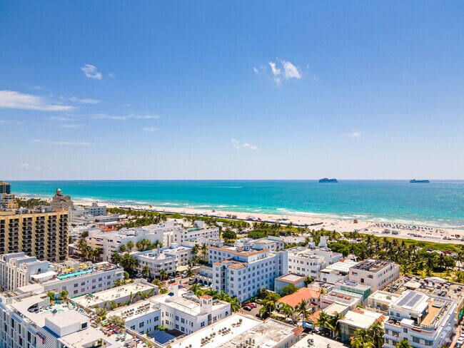 Photo - The Strand on the Ocean