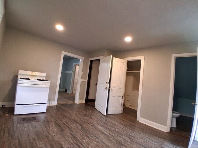 Photo - 1626 N 28th St Unit 1626A